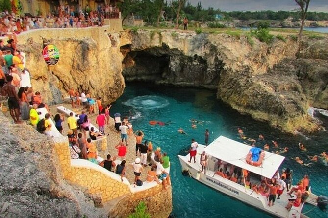 3 to 5 Hour Private Herbal Tour Shopping and Dinner at Ricks Cafe - Key Highlights You’ll Care About