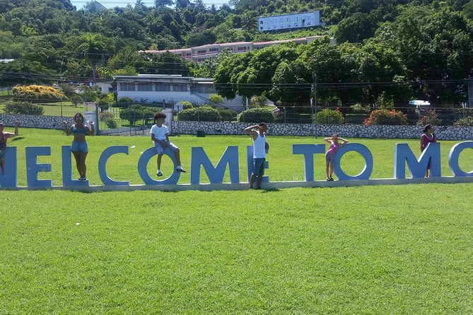 5. Montego Bay Private Highlite Sightseeing, SouvenirShoppingHalfDay Guided Tour - Shopping time: how to buy souvenirs without losing your day