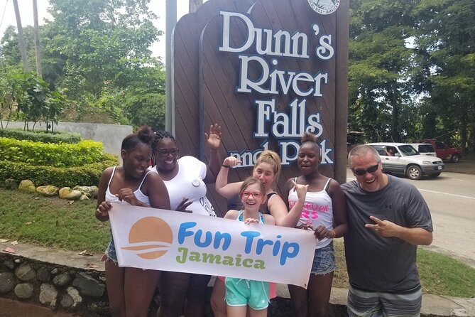 6. Bob Marley 9miles/Dunn's River Private Tour(420 Friendly)final resting place - Stop 2: Dunn’s River Falls and park (guided climb)