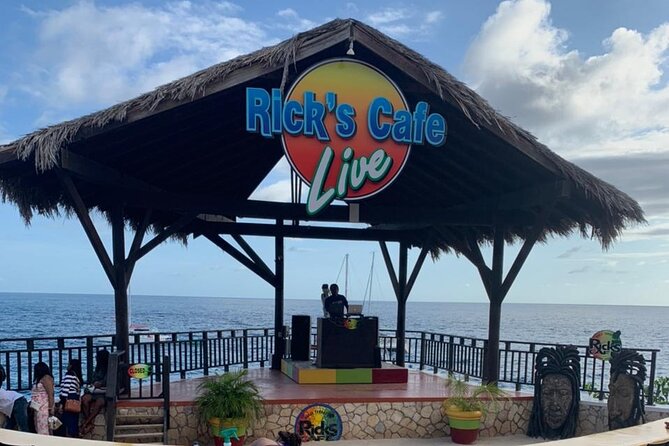 7 Mile Beach and Rick's Cafe in Negril from Montego Bay Private Tour - Key Things That Make This Negril Tour Worth Your Time