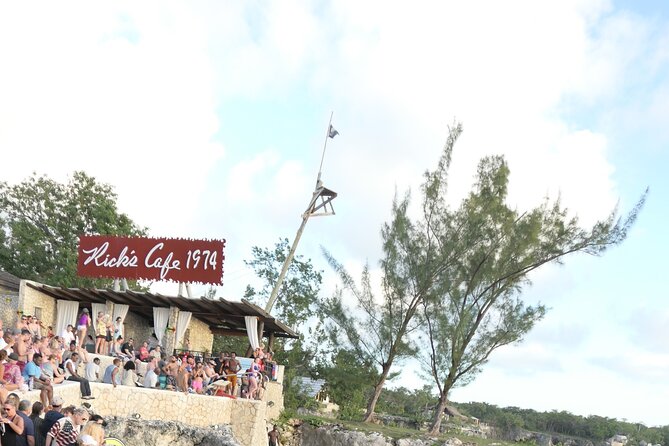 7 Mile Beach & Ricks Cafe with free Shopping experience - Who This Tour Fits Best (And Who Should Skip It)