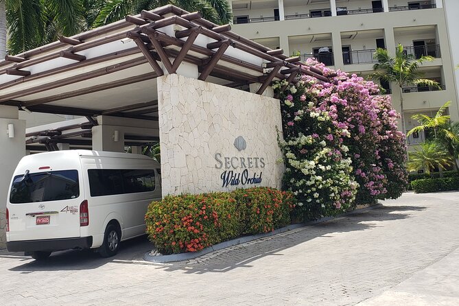 A "Private" Airport Transfer to any Resort in Montego Bay - Price and value: is $13.90 per person a good deal?