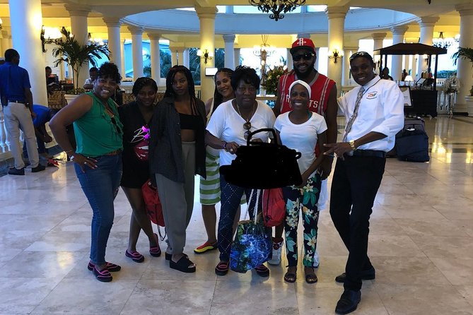 Airport MBJ Round Trip Transfers, to Montego Bay Airbnb & Resorts - Timing: The 15–24 Minute Window and What to Do With It