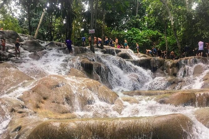 Bamboo Rafting, Dunn's River Falls and Horseback Riding Private Tour - Ocho Rios Horseback Riding and Swimming Time (About 45 Minutes)