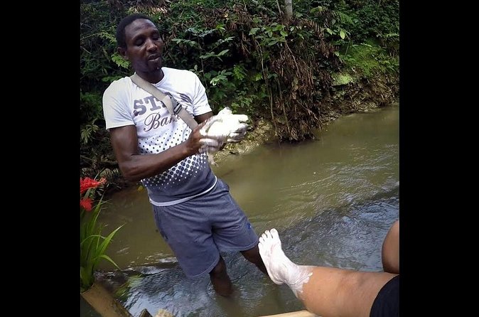 Bamboo River rafting with Limestone massage - Limestone massage on the river’s schedule: comfort after the float