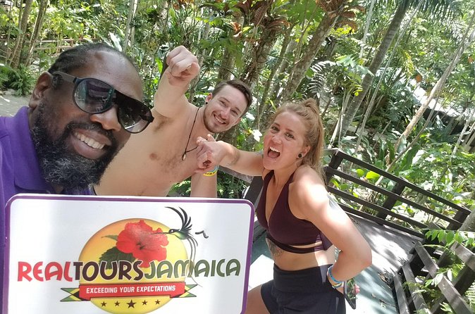 Blue Hole And River Rapids Adventure - What to Pack for a Blue Hole + Rapids Day