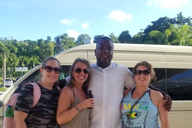 Blue Hole Day Trip with Admission and Guided Tour from Montego Bay - What the Blue Hole Stop Really Means (You Get 1 Hour)