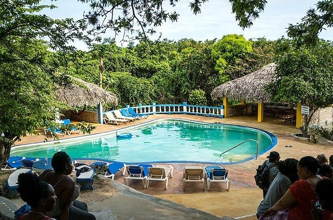 Blue Hole Mineral Spring and Rick's Cafe - The Driver Factor: Why Professional, Patient Service Changes the Day