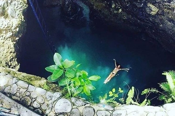 Blue Hole Mineral Spring and Ricks Cafe Private Tour - Timing from Montego Bay: plan for the ride, then enjoy the payoff