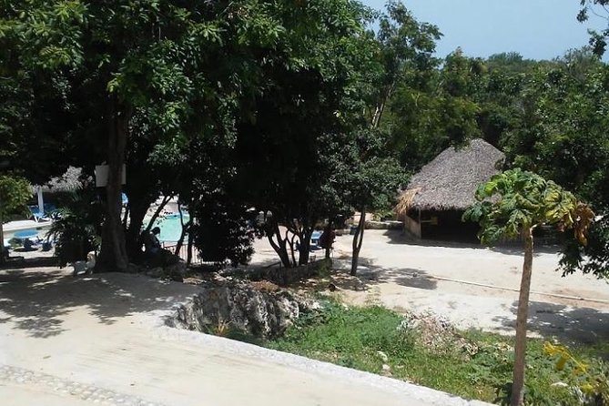 Blue Hole Mineral Spring and Ricks Cafe Private Tour - Who should book this tour (and who should reconsider)