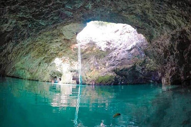 Blue Hole Mineral Spring, Ricks Cafe, 7 Mile Beach and Shopping Private Tour - Seven Mile Beach for Real Relaxing Time, Not Just a Stop