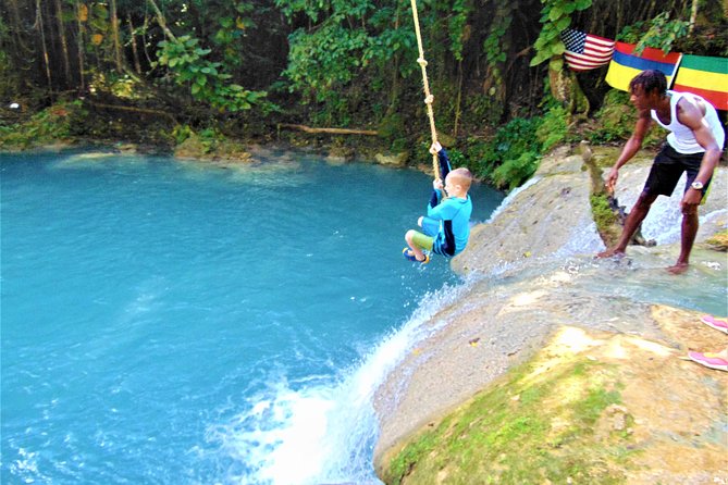 Blue Hole, Secret Falls, and Dunn's River Falls Combo Day-Trip - Dunn’s River Falls: Chain-Climb Fun With Slippery-Foot Reality