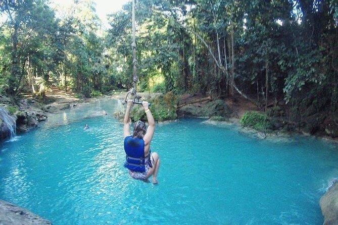 Blue Hole Secret Falls and River Tubing Tour - Guides and Service: Why People Remember the People