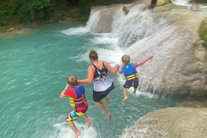 Blue Hole Secret Falls from Falmouth - Key things that make this Blue Hole tour worth it