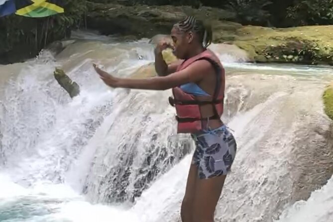 Bluehole and Bamboo Rafting from Montego Bay - Who This Excursion Fits Best