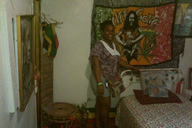 Bob Marley 9 Miles, Dunn's River from Montego Bay. - Dwayne and the Smooth Montego Bay Pickup Setup