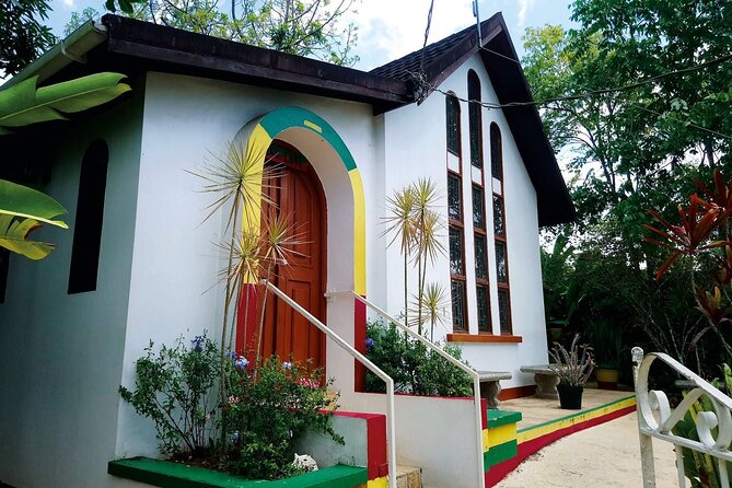 Bob Marley Nine Miles, sightseeing and local food and fruit stop - Price and value: what $125 buys you