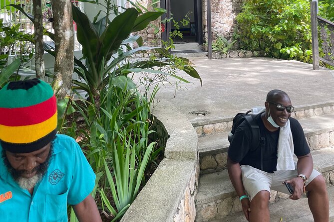 Bob Marley's Nine Mile Mausoleum Tour (Complimentary Rum Punch) - Timing the day: making a 6-hour tour work smoothly