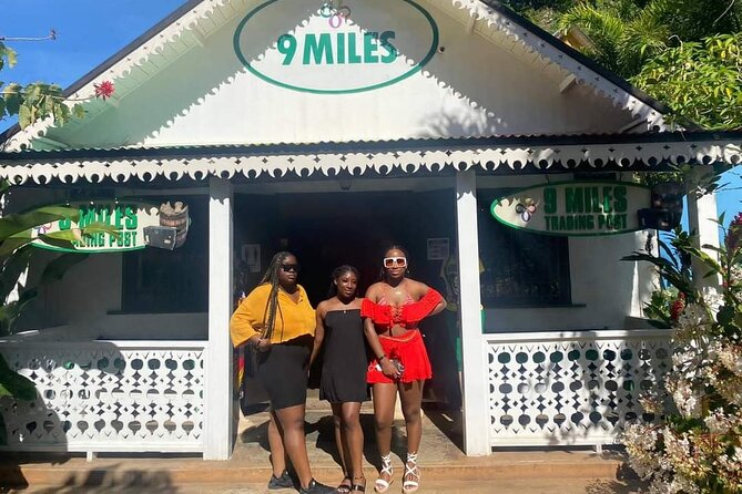 Bob Marley's Nine Mile Tour with Admission from Montego Bay - Rio Bueno quick stop: short photo window, no big detour