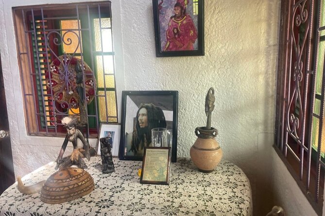 Bob Marley's Nine Mile Tour with Admission from Montego Bay - Columbus Park in Discovery Bay: history stop with a real place-name story