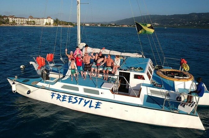 Catamaran, snorkeling & Dunn's River Falls - The snorkeling stop: great if conditions are good, but go in flexible