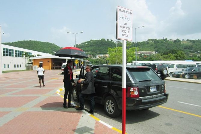 Club Mobay Fast Track Lounge with Private Airport Shuttle - Who This Is Best For (And Who Should Think Twice)