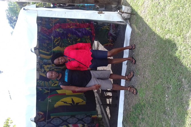 Day Trip to Dunn's River Falls from Montego Bay - Lunch stop and what counts as extra costs
