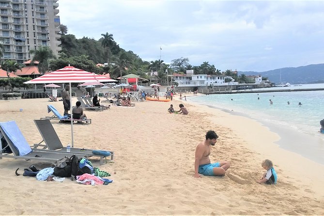 Doctor's Cave Beach, Margaritaville & Shopping from Montego Bay Hotels - Doctor’s Cave Beach: the calm, clear-water payoff