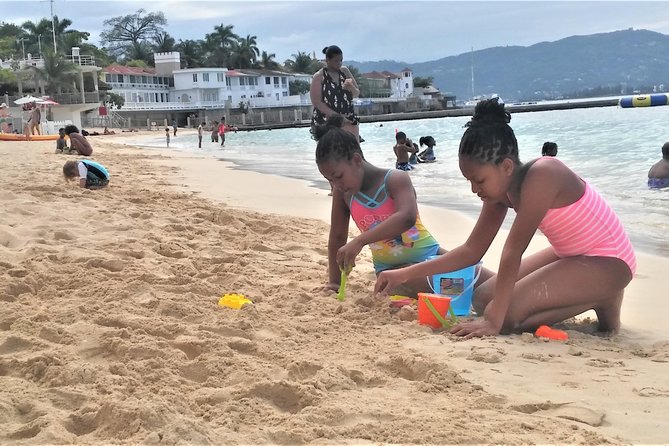 Doctor's Cave Beach, Margaritaville & Shopping from Montego Bay Hotels - Transportation and timing: how the day stays easy