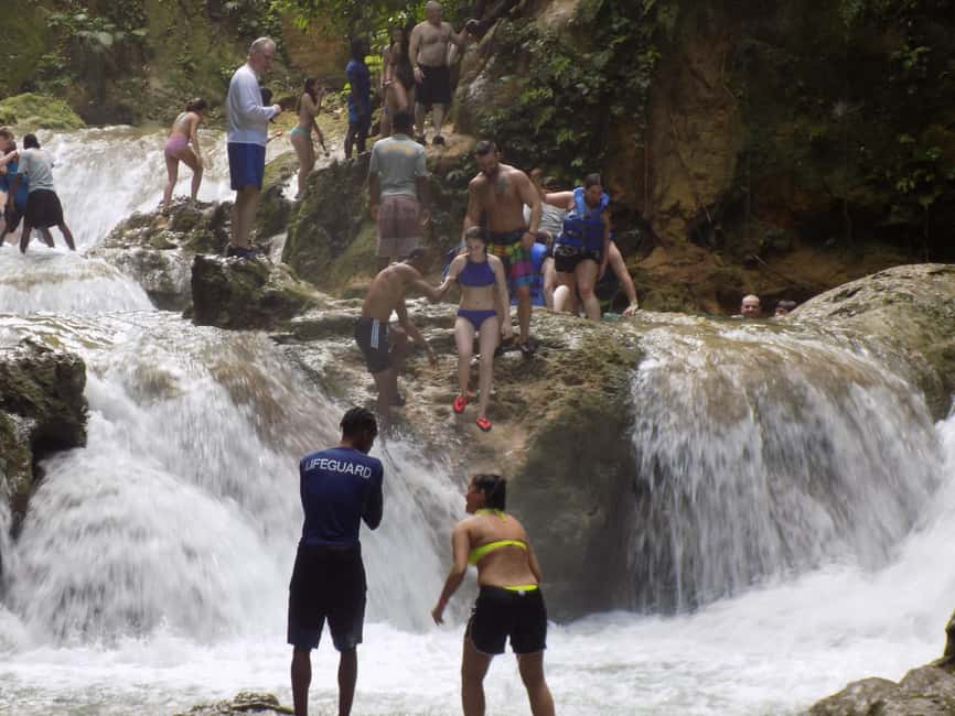 Dunn's River Falls and Bob Marley Mausoleum Tour - Entering Dunn’s River Falls: what the park setup means for your day