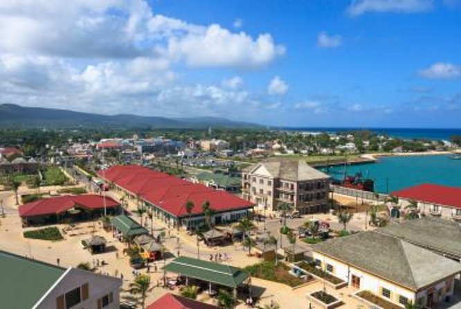 Dunn's River Falls and Jamaica Sightseeing Private Tour - The north-coast drive: Falmouth, St. Ann, and a Columbus Park stop