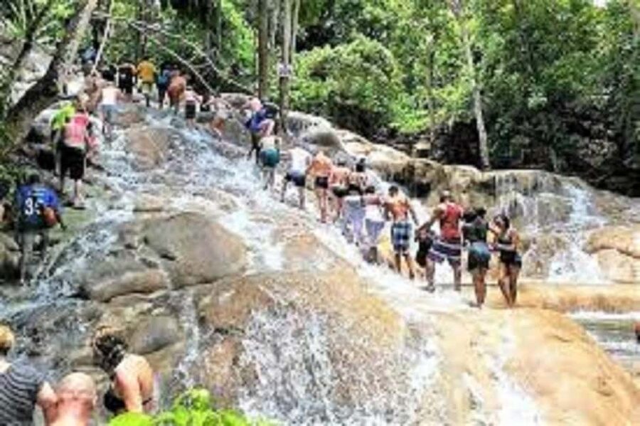 Dunn's River Falls Day Tour - Lunch by the beach: good timing, but meals cost extra