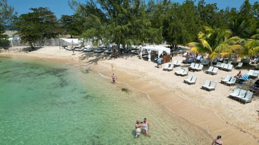 Falmouth: Bamboo Beach Club & Dunn's River Falls - Lunch and Drinks Delivered to Your Chair: Tapas-Style Value