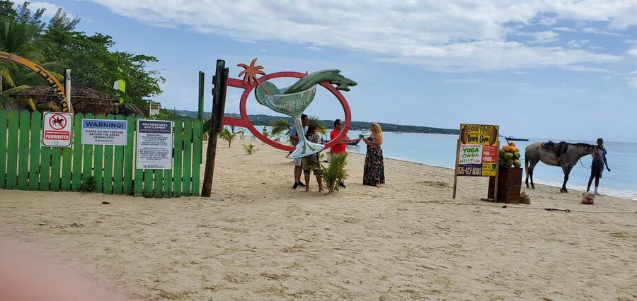 From Montego Bay: Negril Beach & Rick's Cafe Sunset Day Trip - FAQ