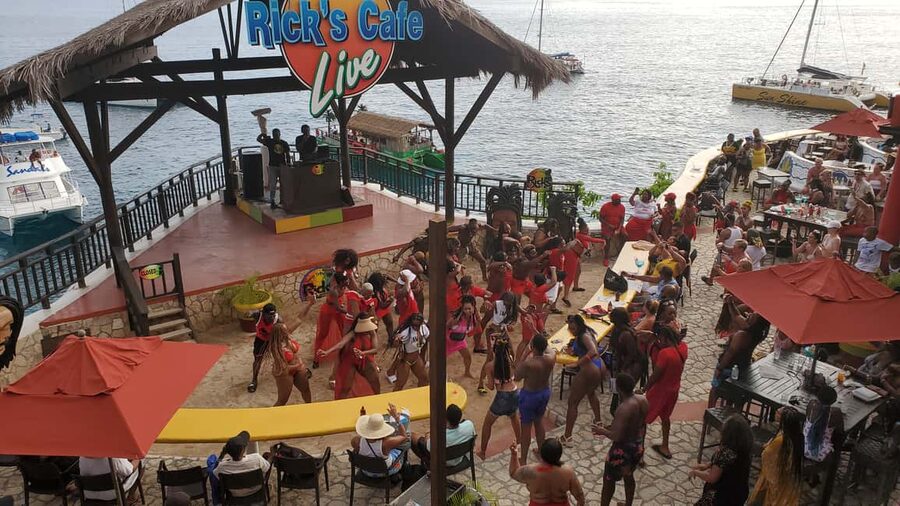From Montego Bay: Negril Beach & Rick's Cafe Sunset Day Trip - Should you book Bless Up Tours & Transfers for Negril and Rick’s Café?