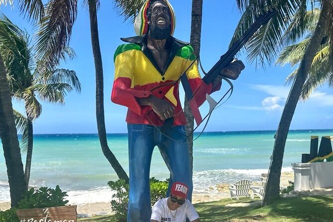 Full Day Tour of Negril Beach: Margaritaville & Rick's Cafe Live - Margaritaville Negril: food, entertainment, and pick-your-own water fun