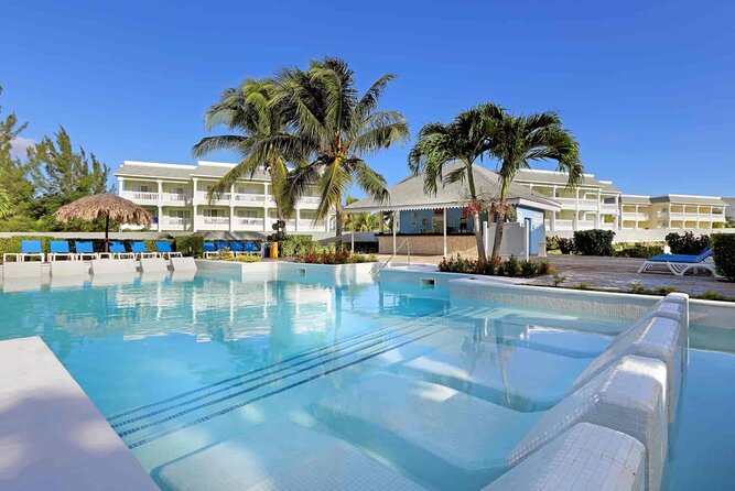 Grand Palladium and Lady Hamilton Private Airport Transfer - MBJ to Lucea: Why This Private Transfer Cuts the Stress