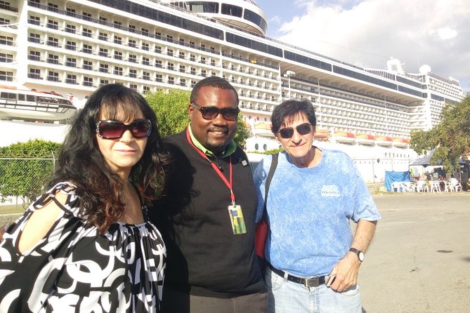 Grand Palladium Resort Private Transfer - What you’ll get on the drive: landmarks and Jamaica orientation