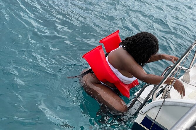 Half Day Catamaran Party Boat, Snorkeling and Hip Strip Tour - Snacks, Food Plans, and the One Thing You Still Have to Handle