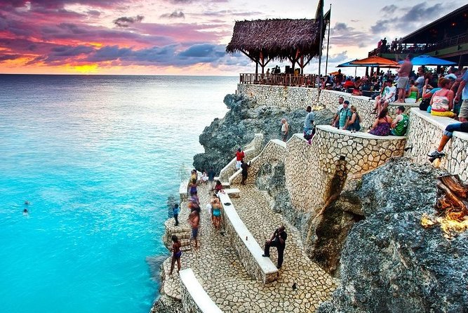 Jamaica Sunset at Rick's Cafe Private Tour with Transfer - Who This Private Sunset Tour Fits Best