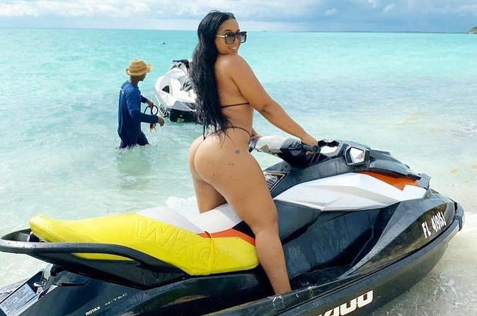 Jet Ski and Beach with Private Transportation from Montego bay Resorts - 30 minutes of jet ski time: beginner-friendly, action-first