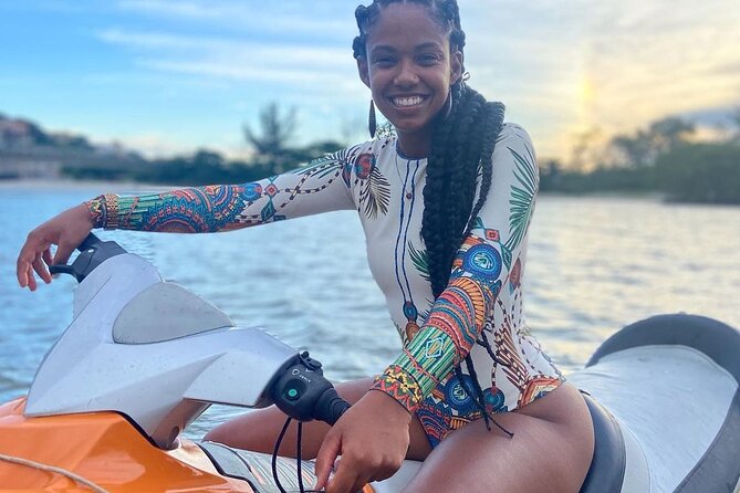 Jet Ski and Beach with Private Transportation from Montego bay Resorts - Getting picked up in air-conditioned comfort (and why it matters)