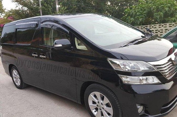 Kingston Airport Transfer to Montego Bay Hotels - Round-Trip Service: The Easy Win for Return Day