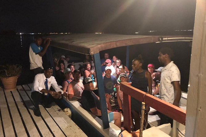 Luminous Lagoon After Dark Tour - Arrival Ritual: Welcome Drink Before You Board