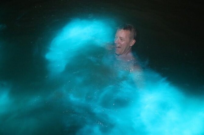 Luminous Lagoon Night Tour from Montego Bay - Luminous Lagoon at Night: What makes it glow?
