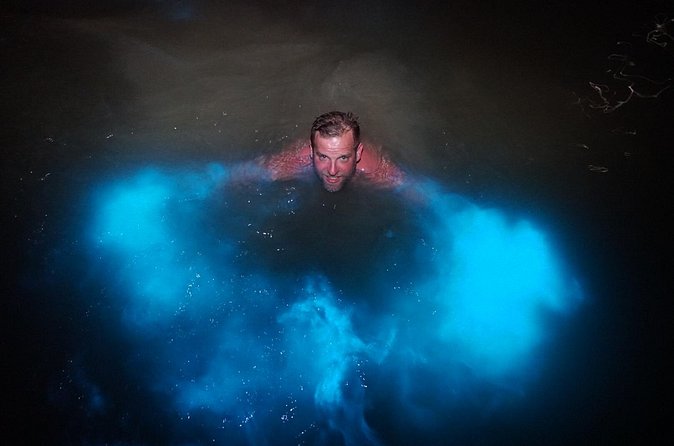 Luminous Lagoon Tour from Montego Bay ( Glistening Waters) - The guide experience: more than just pointing and staring