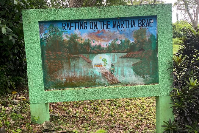 Martha Brae Bamboo Rafting Experience From Montego Bay - Captains and drivers: why personality changes everything