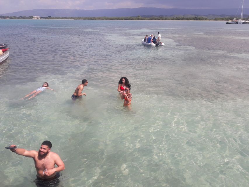 Montego Bay: 8-Hour Appleton & Pelican Bar Return Transfer - Who this Montego Bay to Appleton and Pelican Bar day trip suits best
