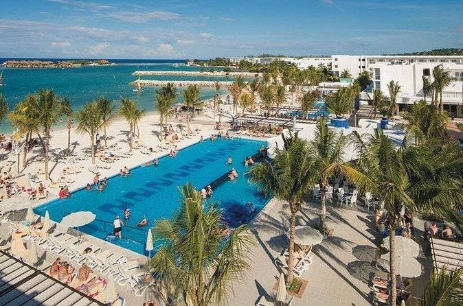 Montego Bay Airport Private Taxi to Princess Resorts - Where this taxi fits best
