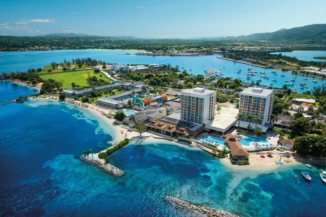 Montego Bay Airport Private Transfers to any Montego Bay Hotels - Ride Comfort: A/C, Short Travel Time, and Straight-Through Service